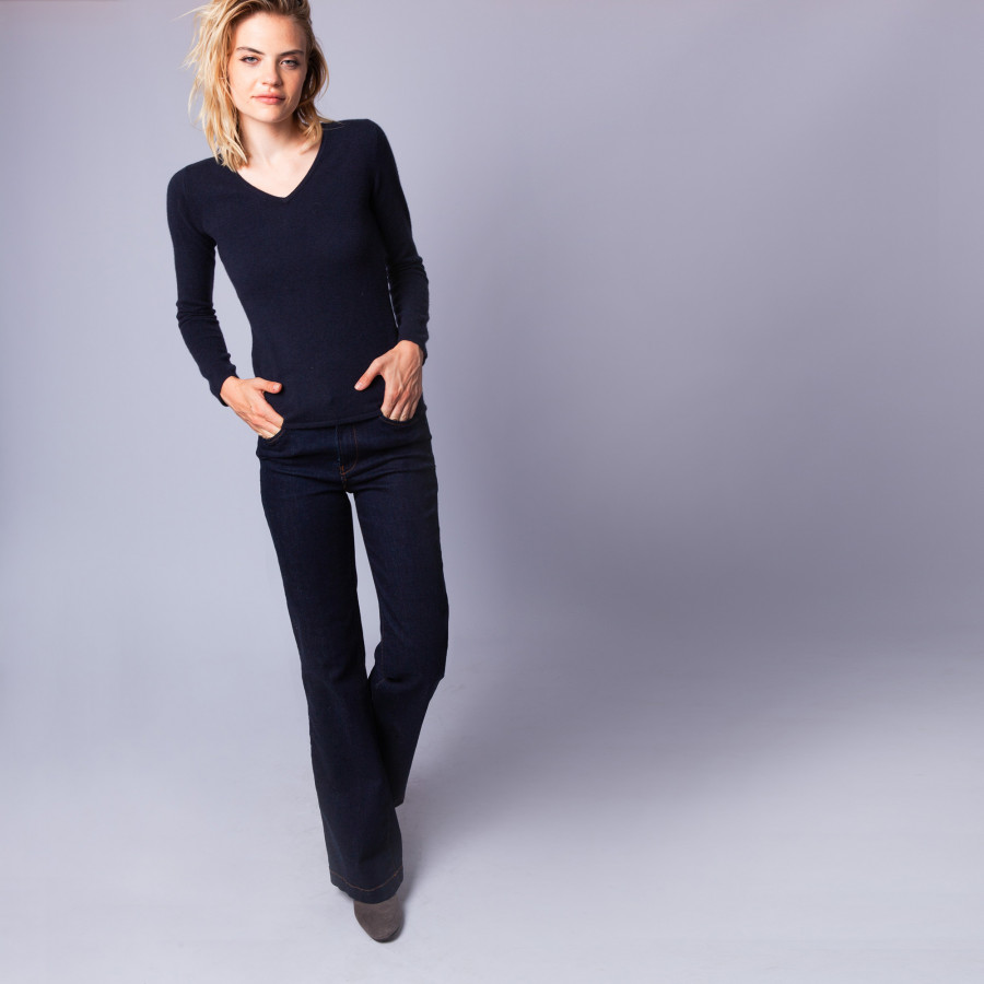 Pull col V en cachemire intemporel - Eniva