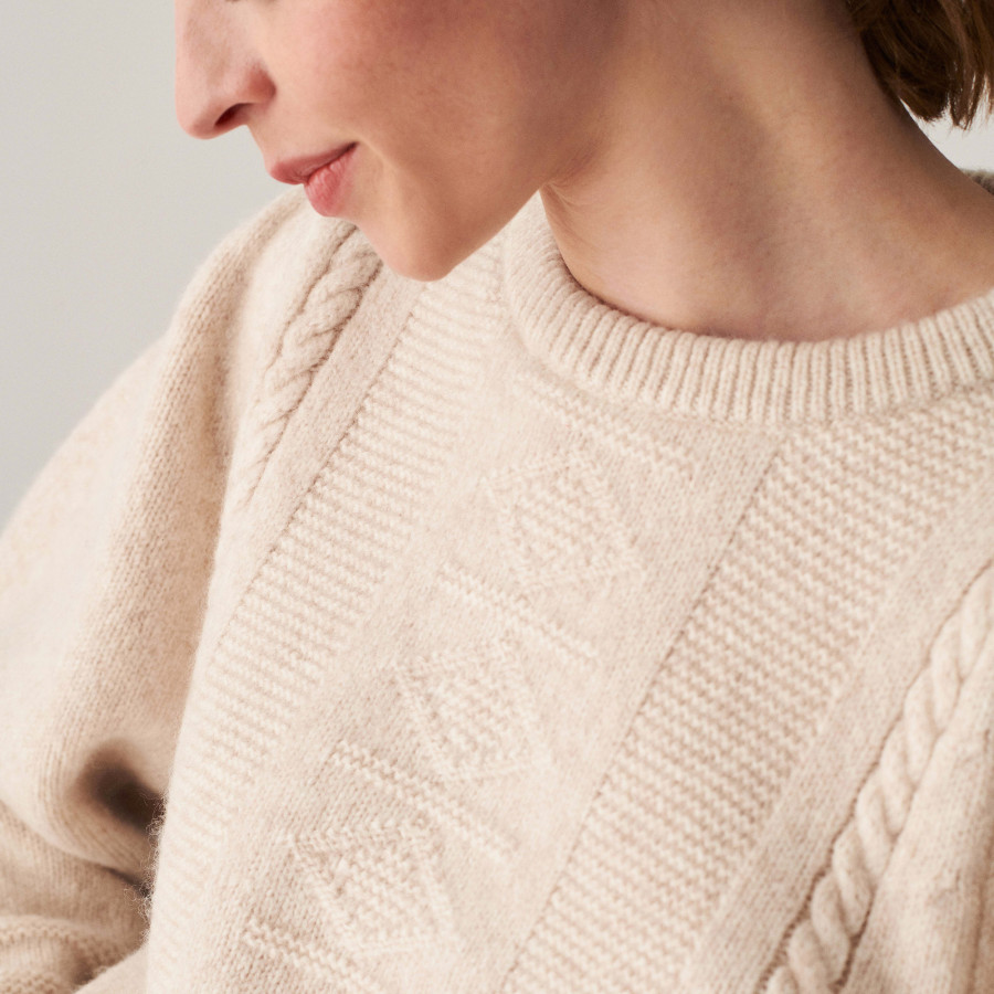 Pull manches raglan en laine cocon et maille torsadée - Carlotta
