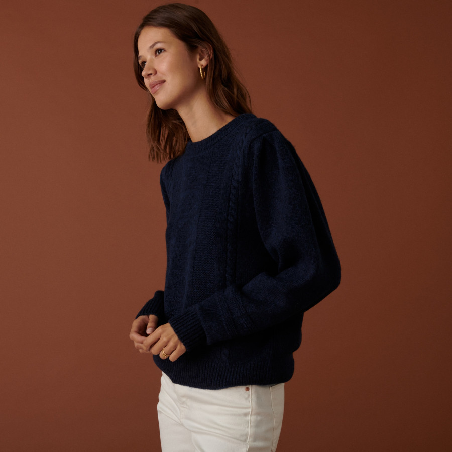Pull manches raglan en laine cocon et maille torsadée - Carlotta