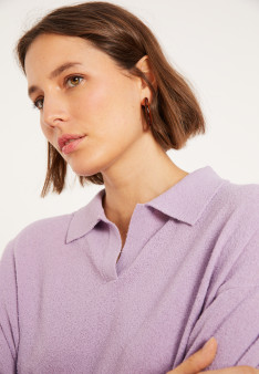 Das Langarm-Poloshirt aus gebürsteter Baumwolle - Melvina.