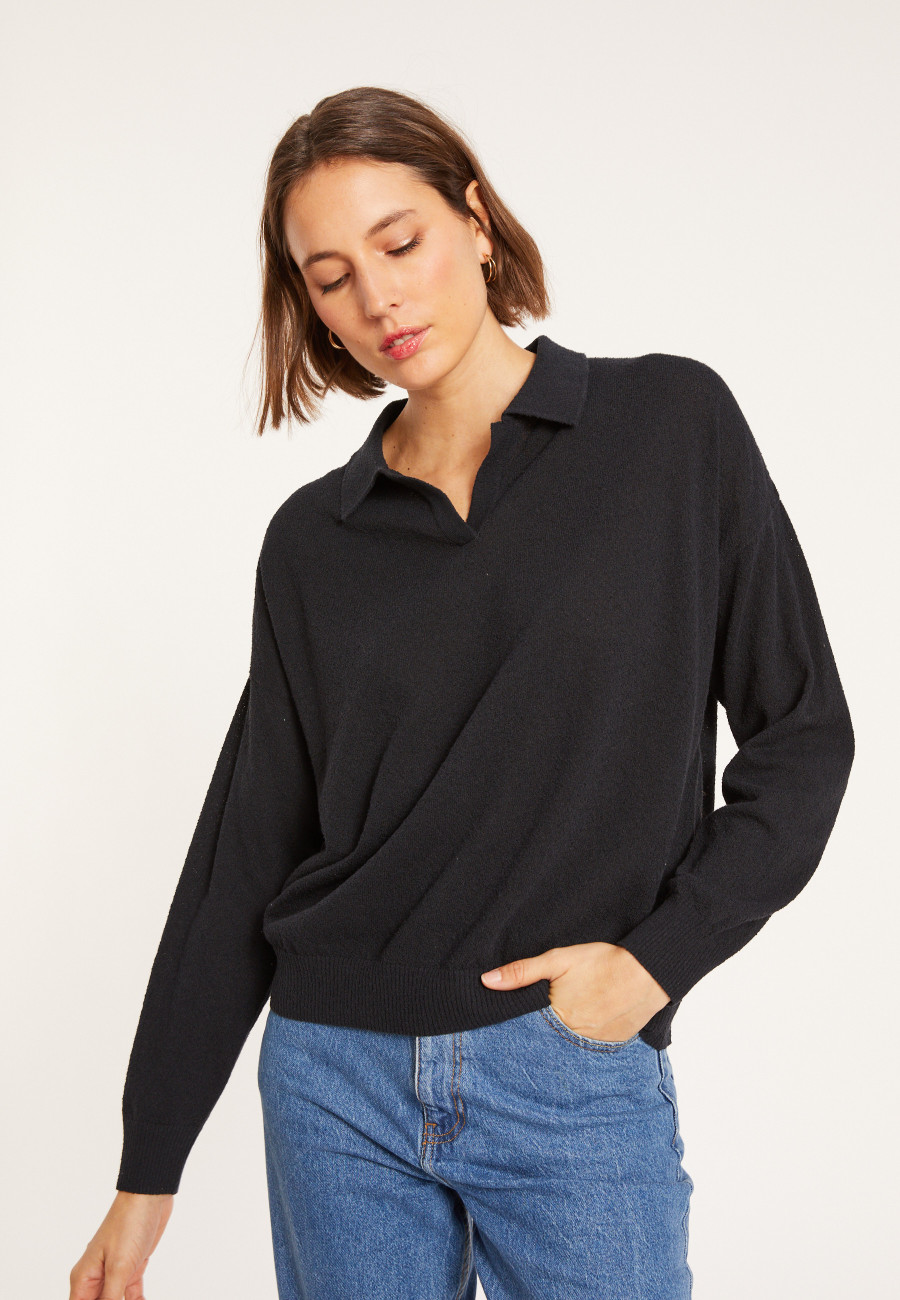 Das Langarm-Poloshirt aus gebürsteter Baumwolle - Melvina.