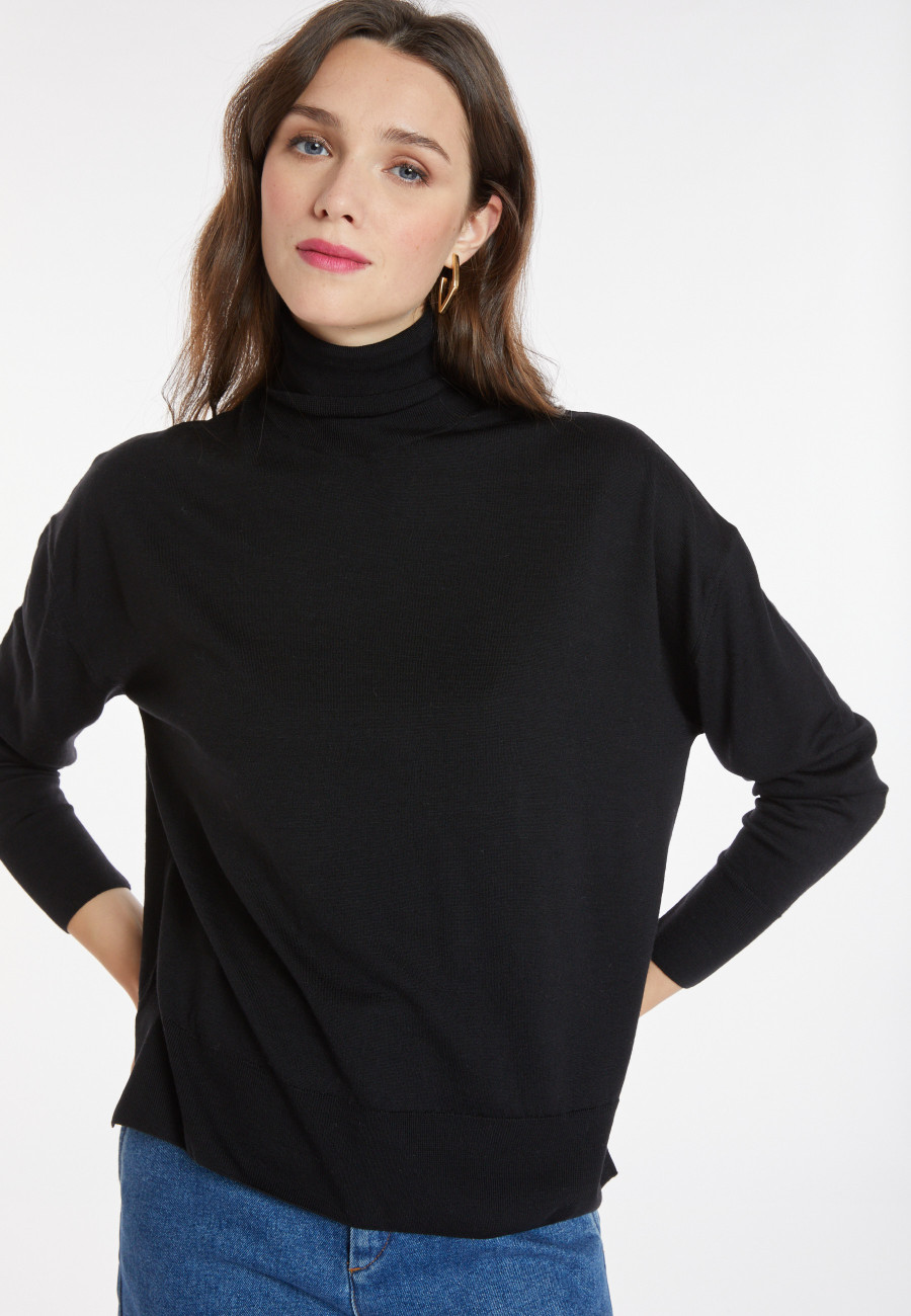 Geschlitzter Rollkragenpullover aus Merinowolle - Amy