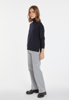 Geschlitzter Rollkragenpullover aus Merinowolle - Amy