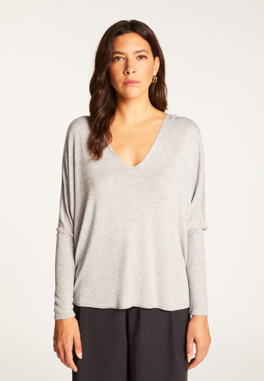 Oversized T-shirt met V-hals van kasjmier bamboevezel - Rica