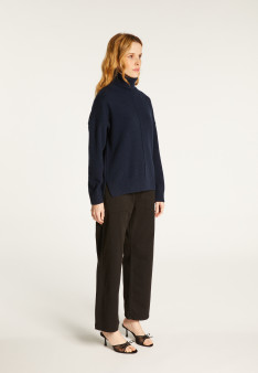 Rollkragenpullover mit Kaschmirschlitzen - Adena